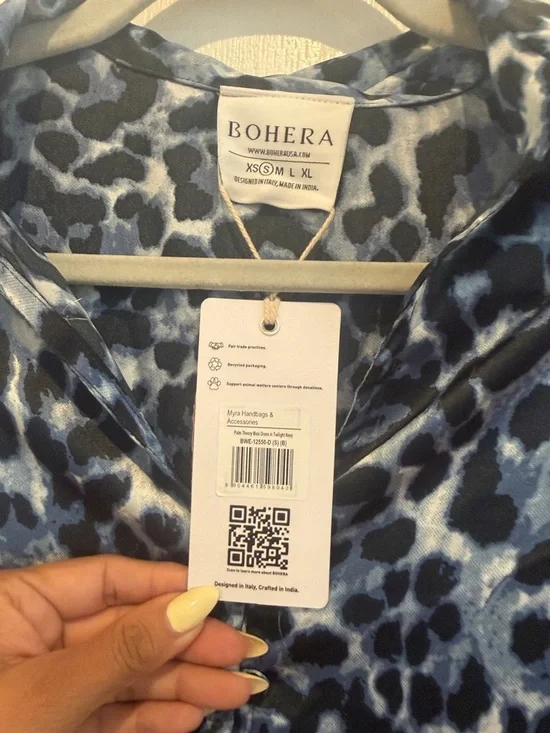 Palm Theory With Animal Print Maxi Dress in Twilight Navy - Picture 6 of 8